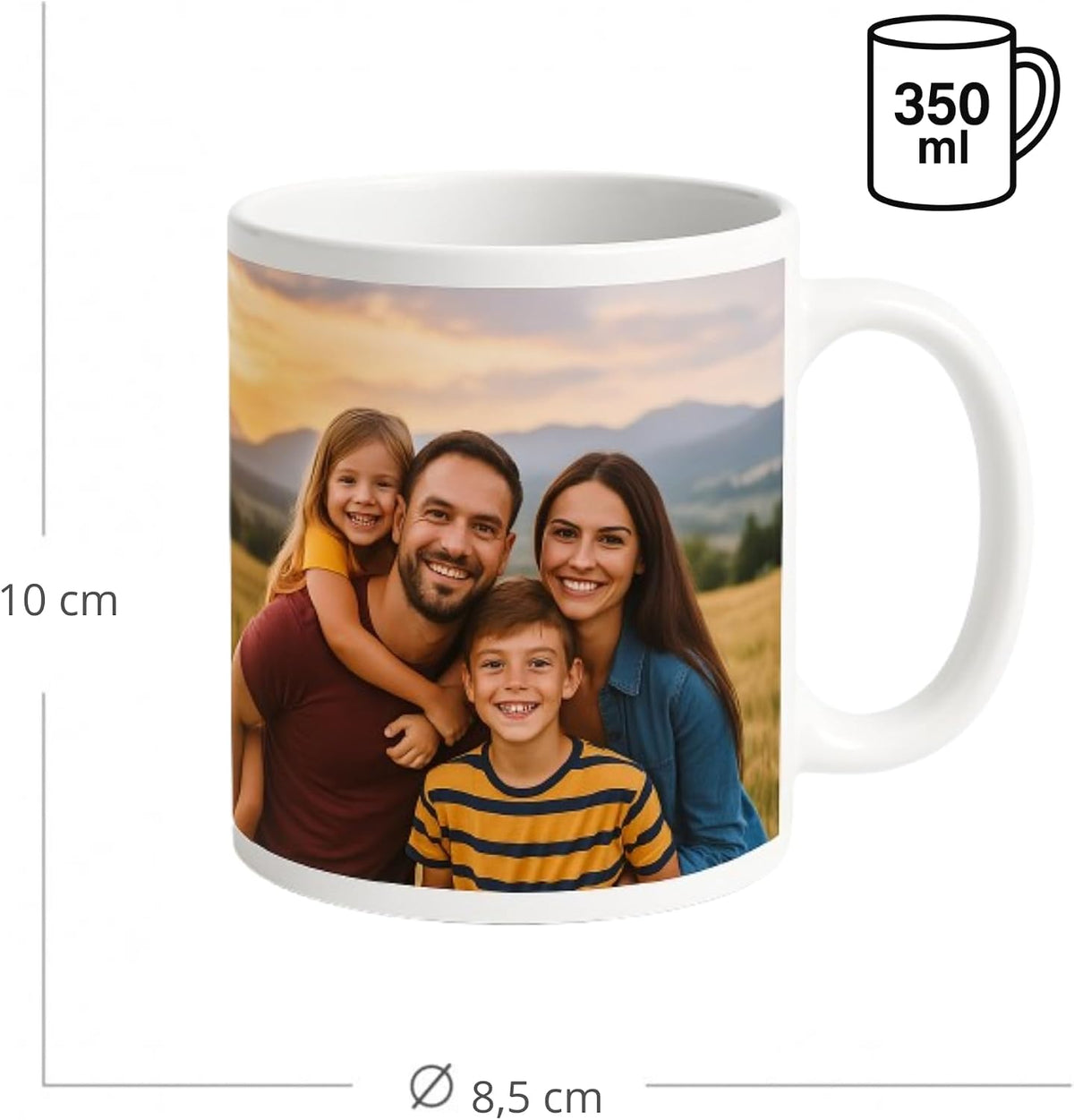 Dimensions du mug photo personnalisé 350 ml : 10 cm de haut, 8,5 cm de diamètre, avec photo de famille