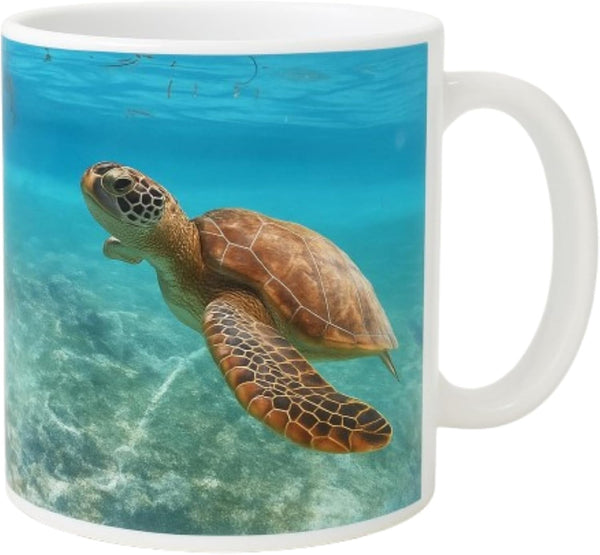 Mug blanc personnalisé avec la photo d'une tortue de mer nageant dans une eau turquoise