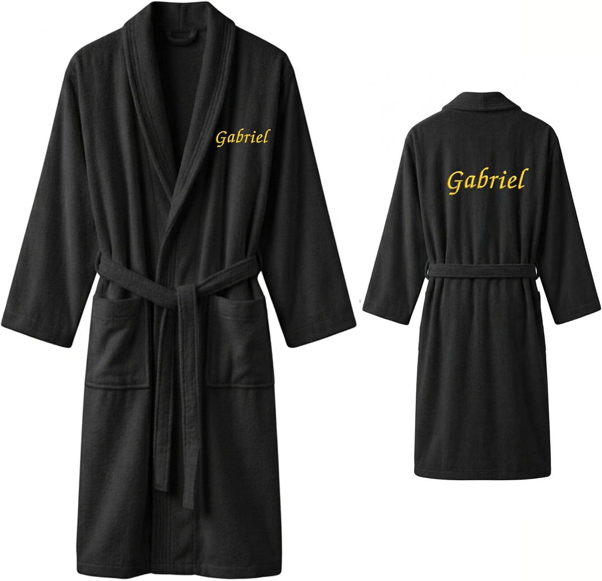 Peignoir noir brodé du prénom « Gabriel » en fil doré sur la poitrine et dans le dos, vues avant et arrière
